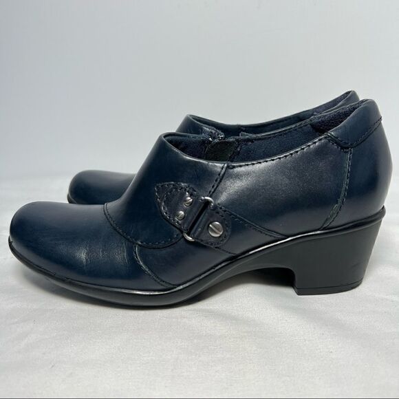 Clarks Collection Navy Blue Leather Ankle Bootie 5.5 - Picture 3 of 10